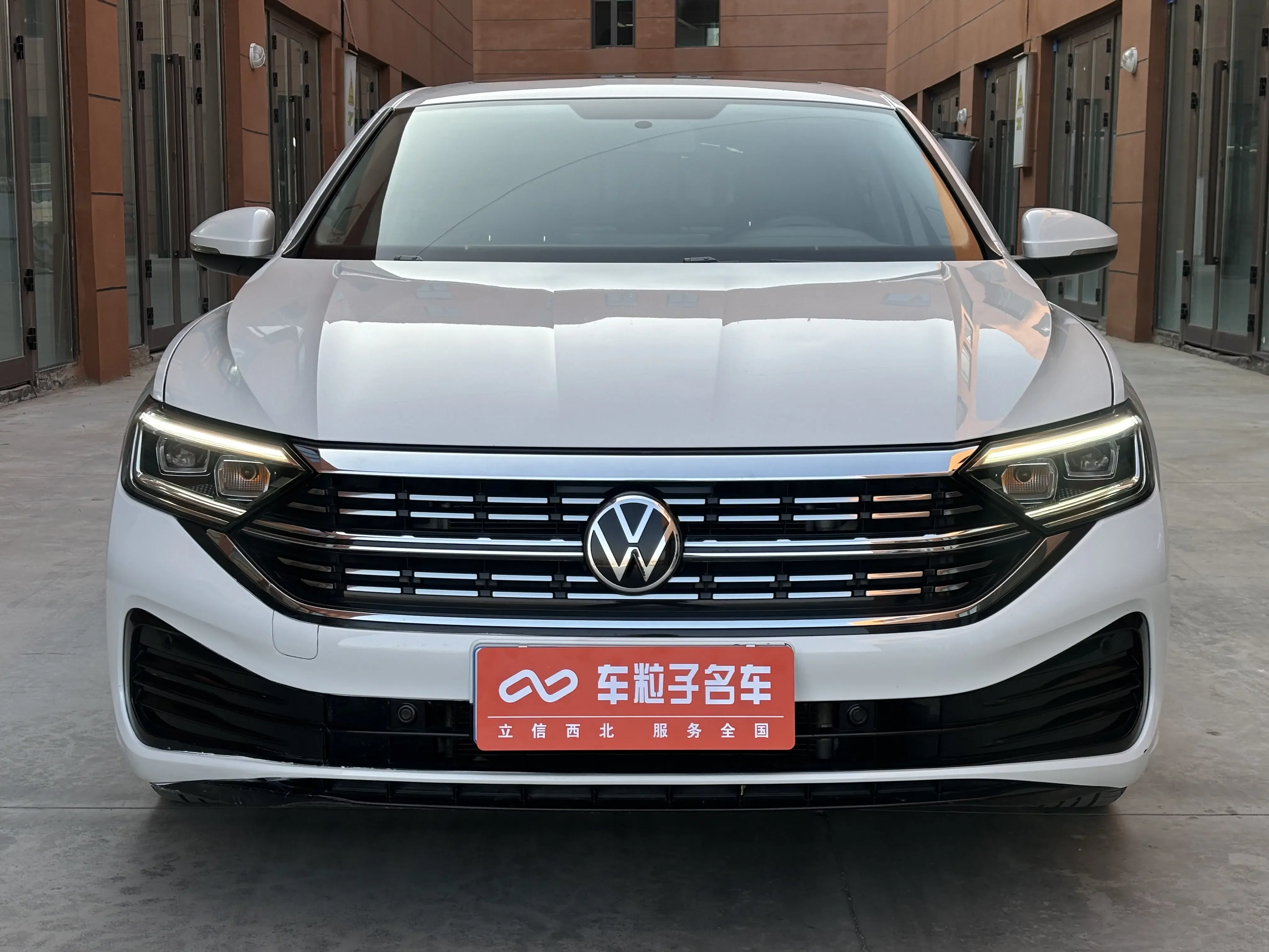 Volkswagen Sagitar