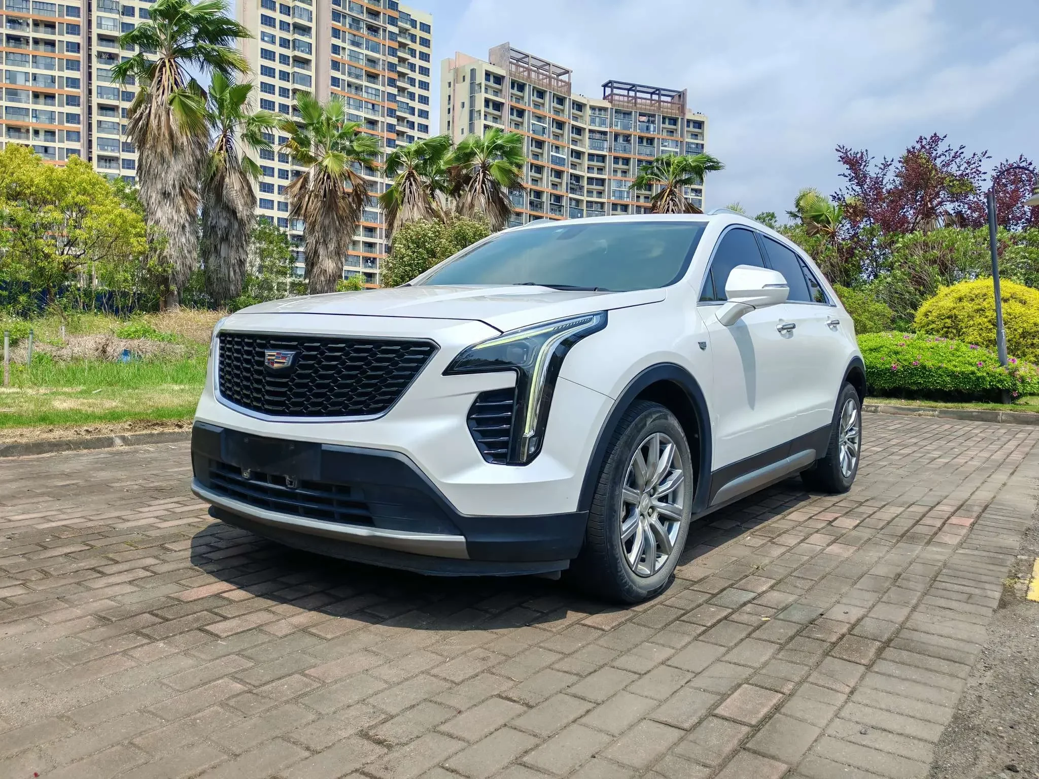 Cadillac XT4  из Китая