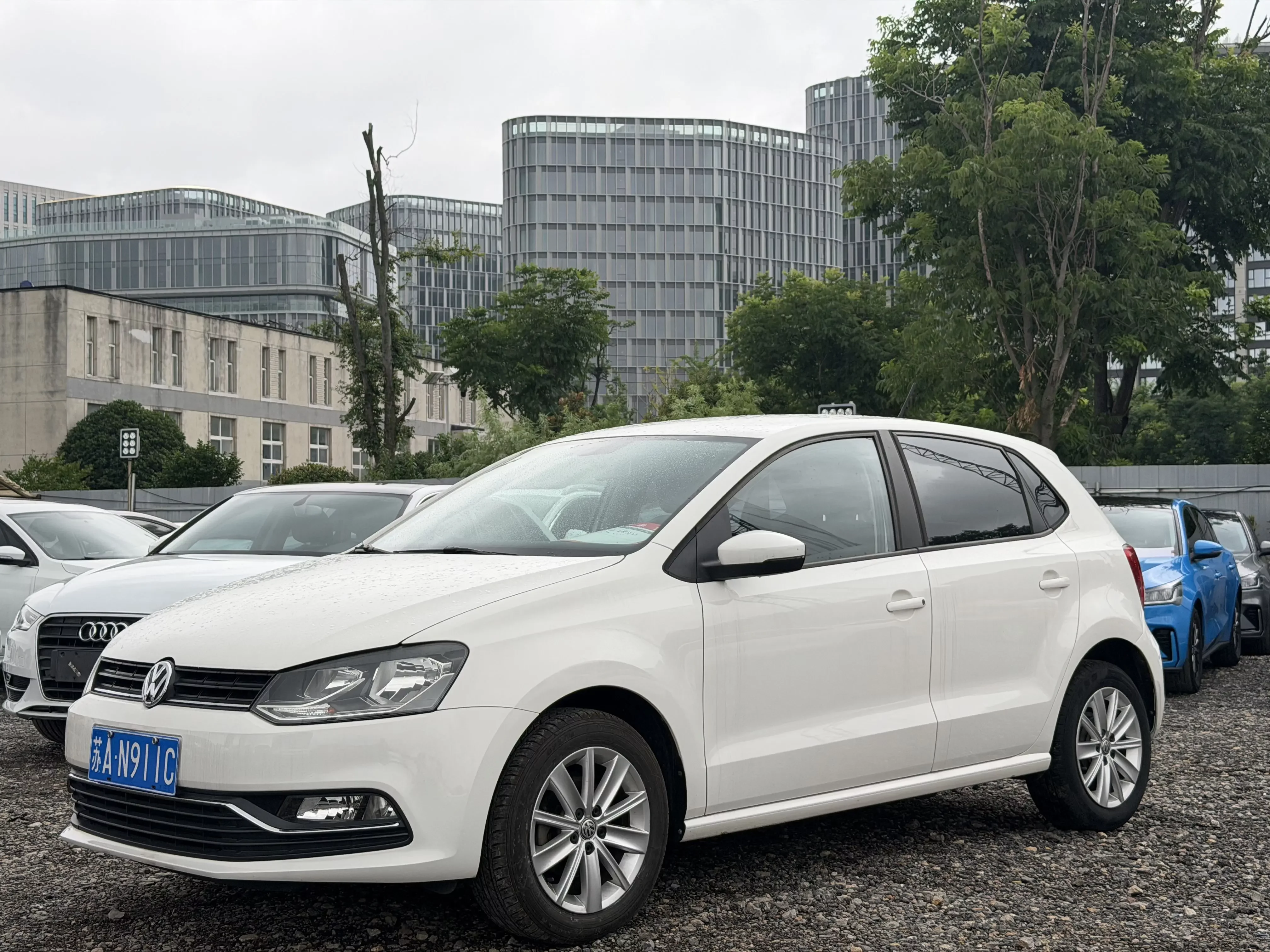 Volkswagen Polo  из Китая
