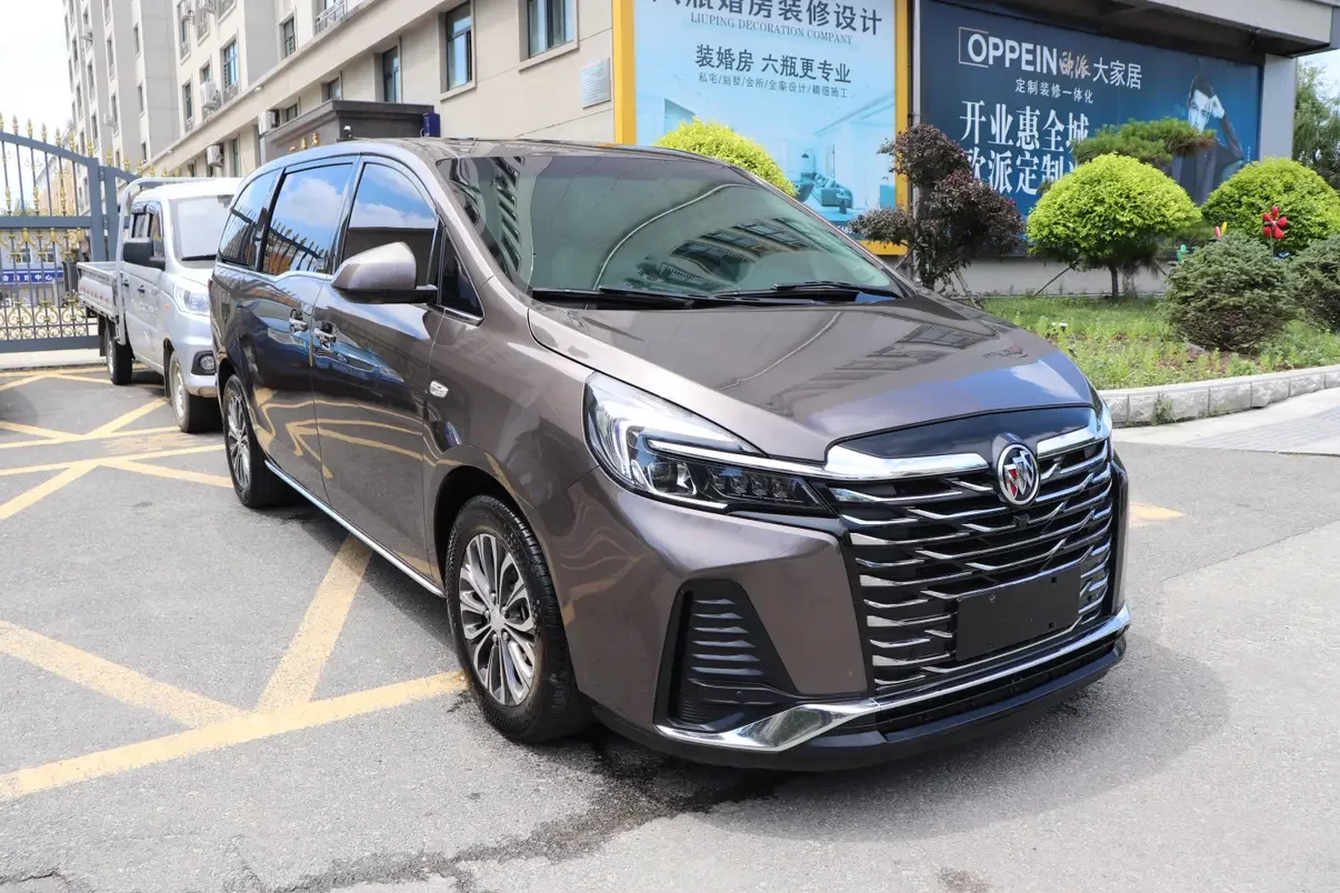 Buick GL8