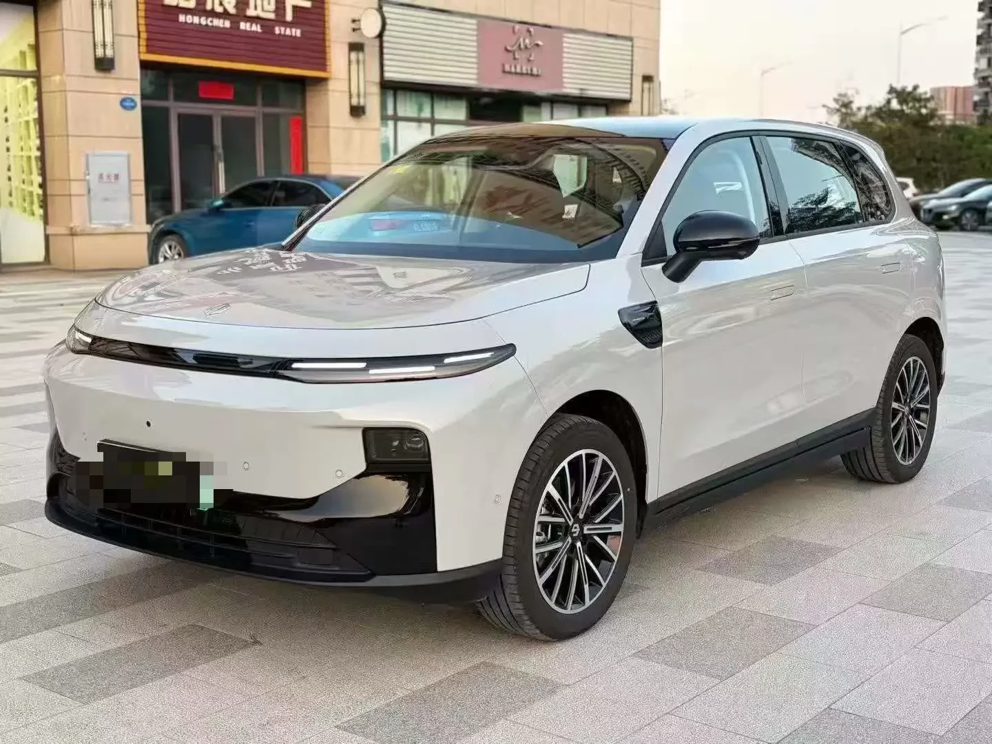Leapmotor B10  из Китая