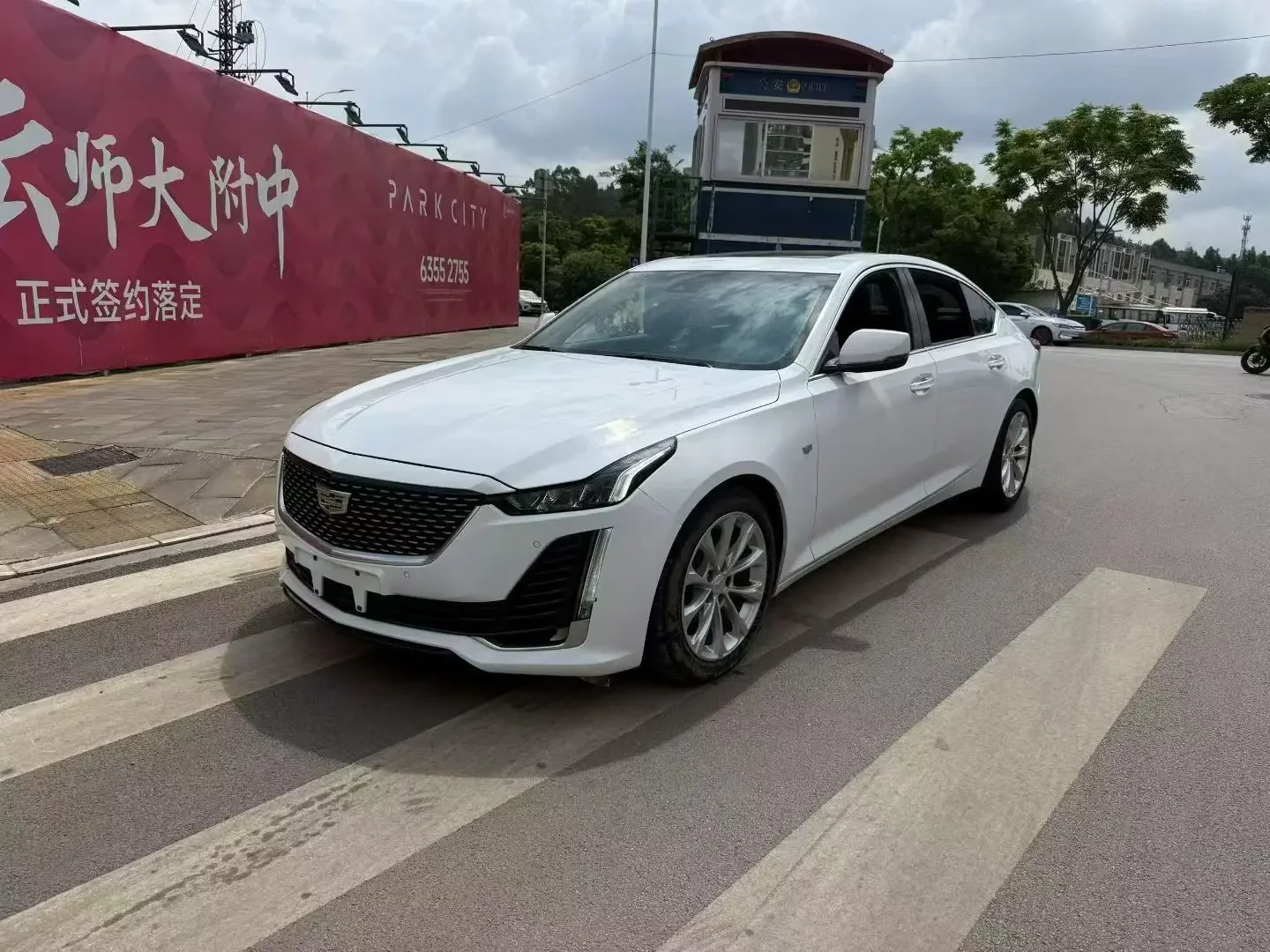 Cadillac CT5  из Китая