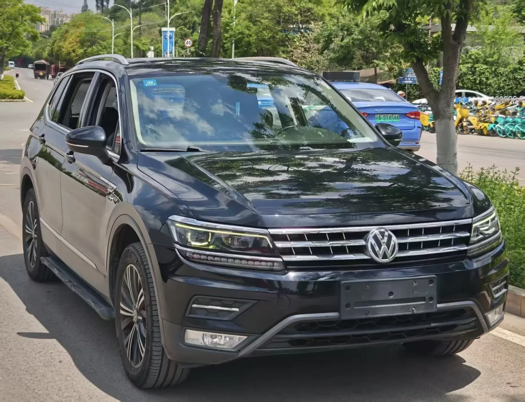 Volkswagen Tiguan L