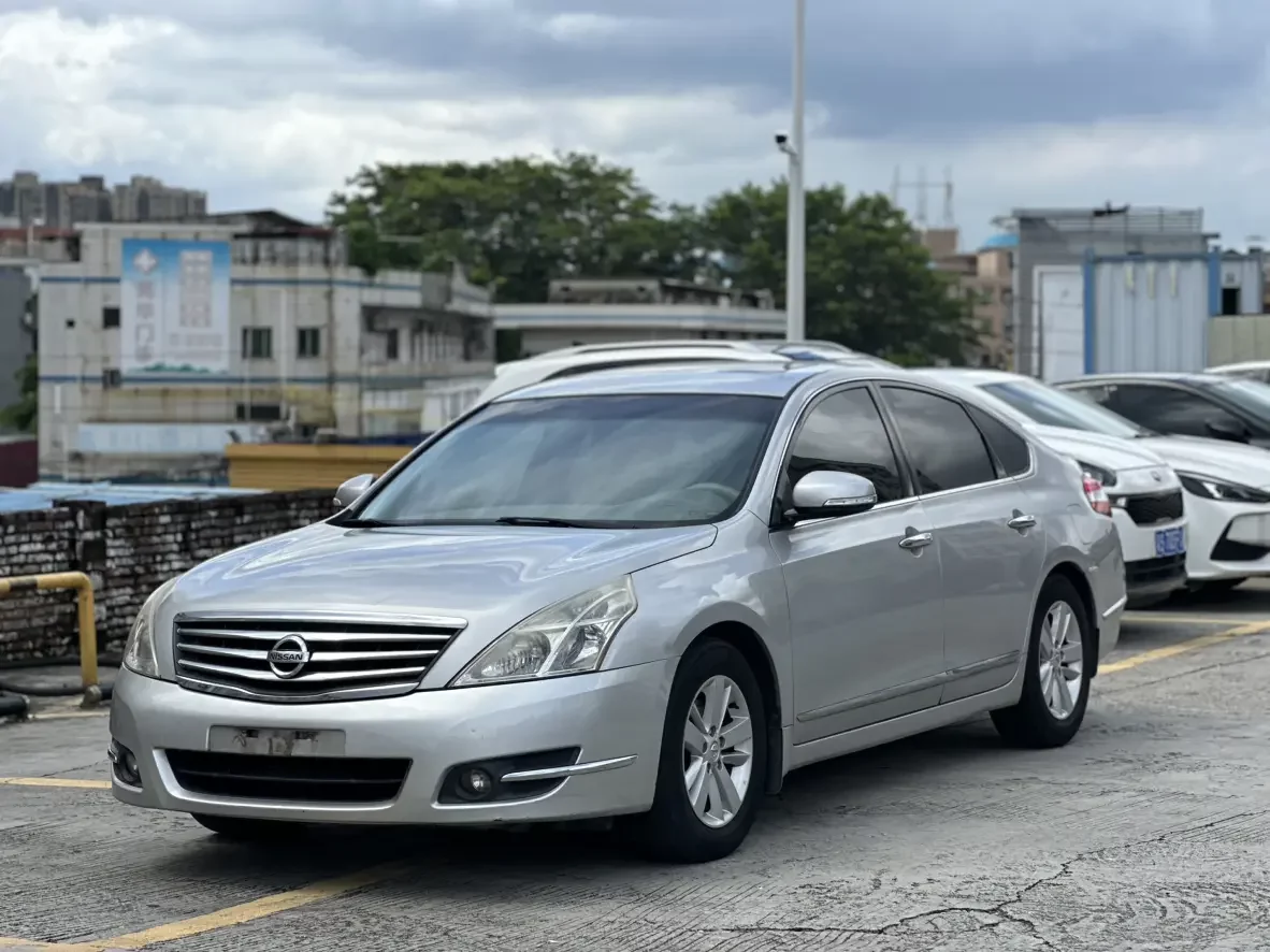 Nissan Altima (Teana)  из Китая