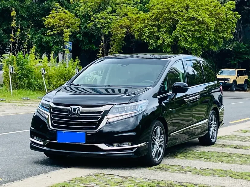 Honda Elysion (Alison)  из Китая