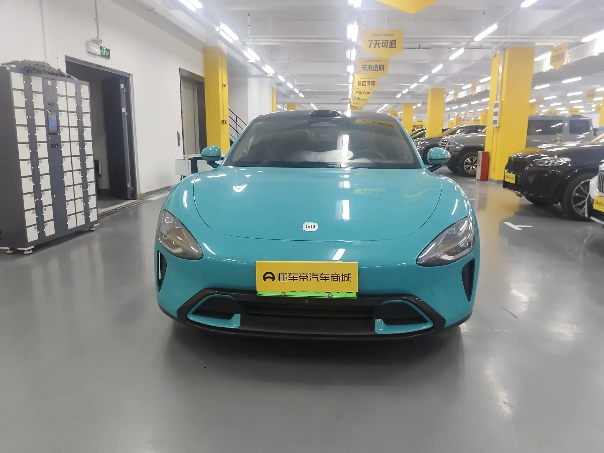 Xiaomi car Xiaomi SU7  из Китая