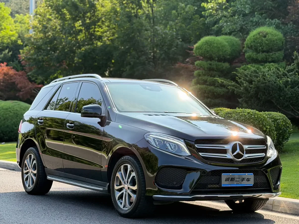 Mercedes-Benz GLE (Imported)