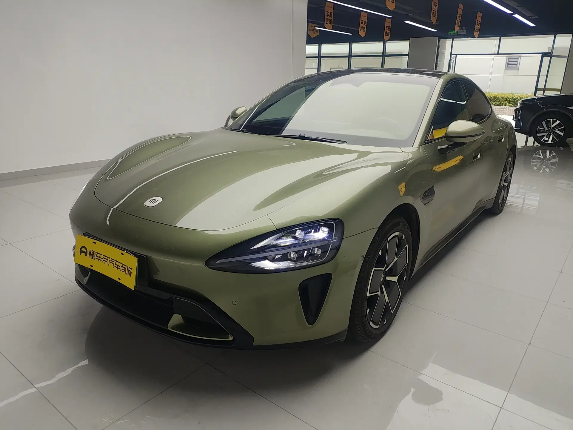 Xiaomi car Xiaomi SU7  из Китая