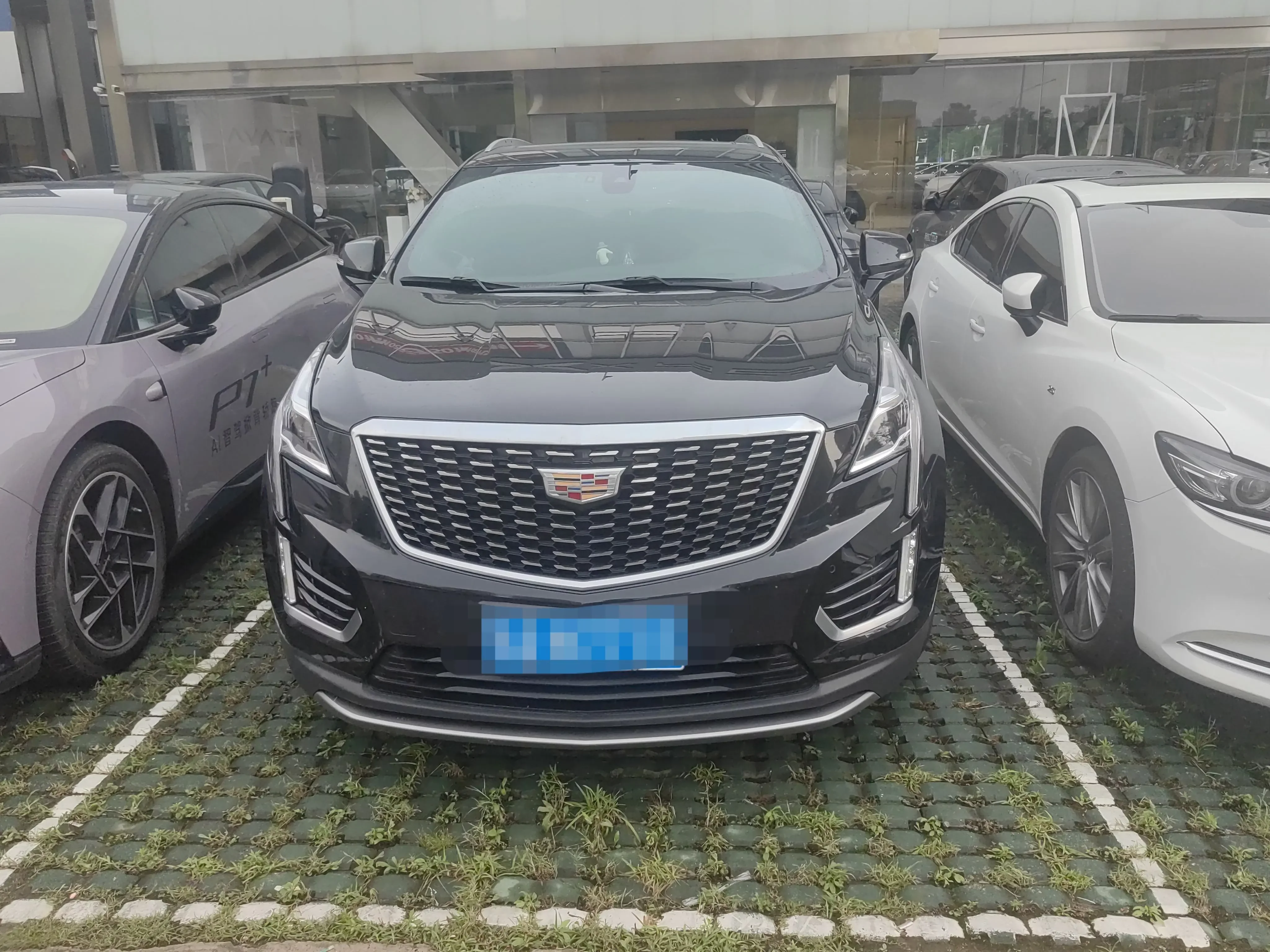 Cadillac XT5  из Китая