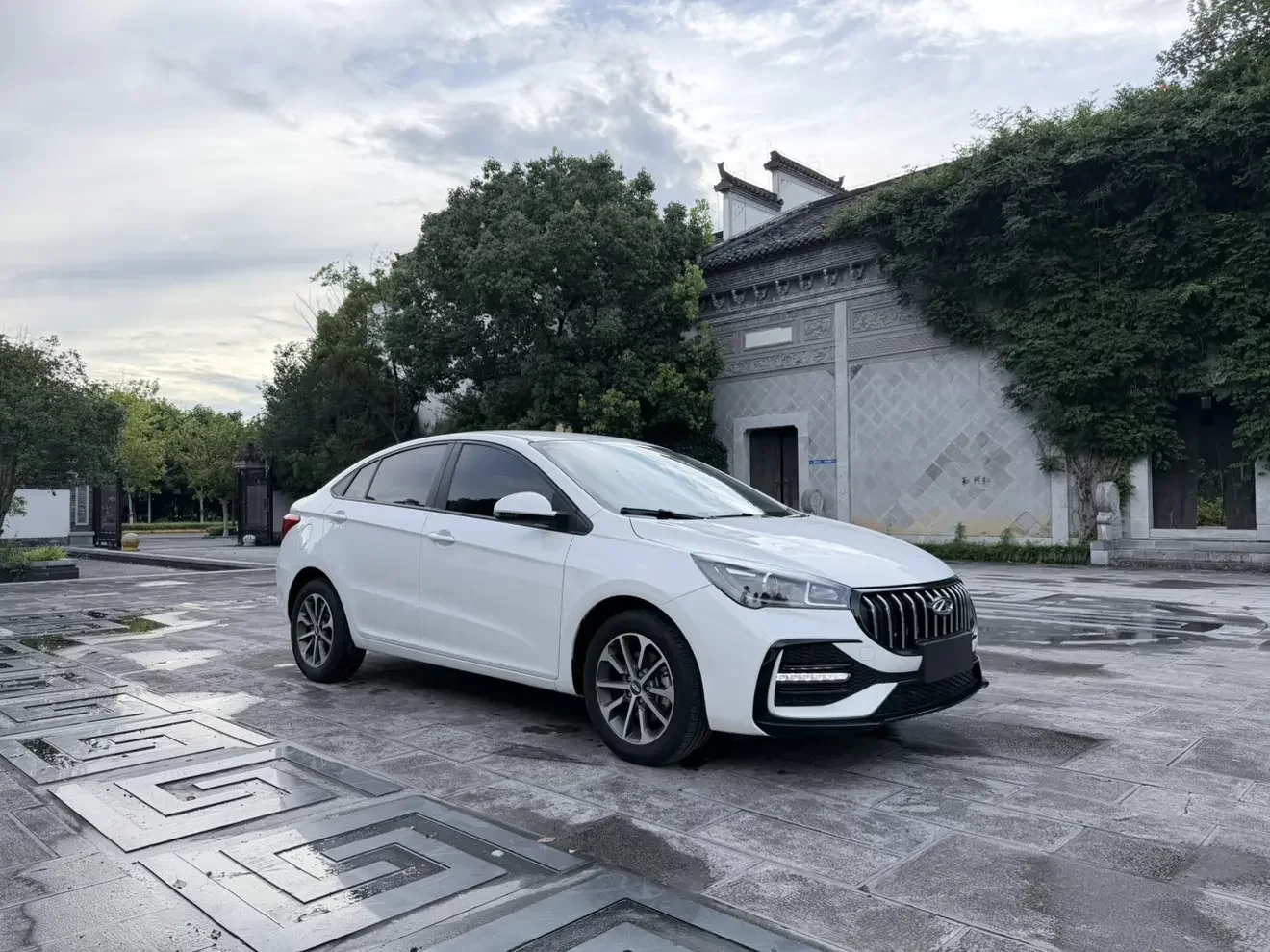 Chery Arrizo 5