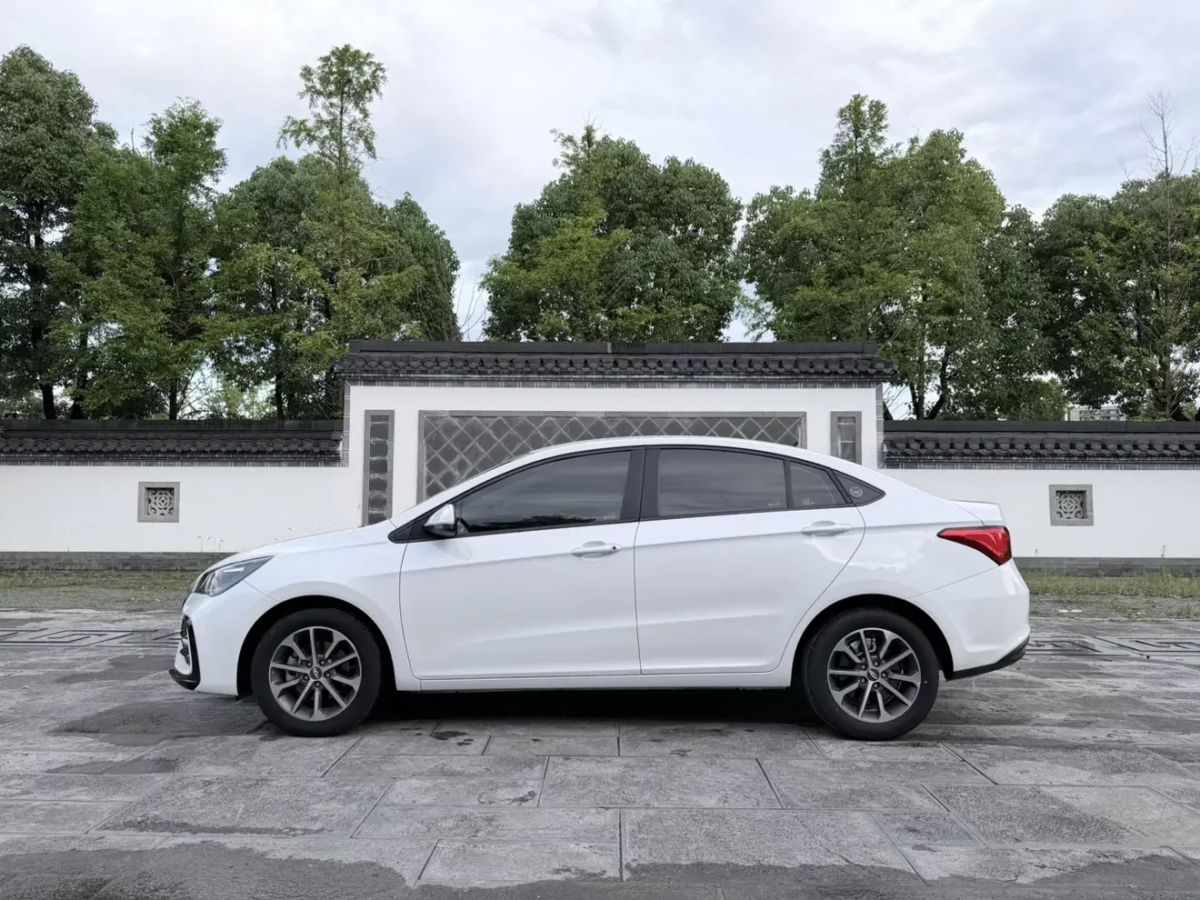 Chery Arrizo 5