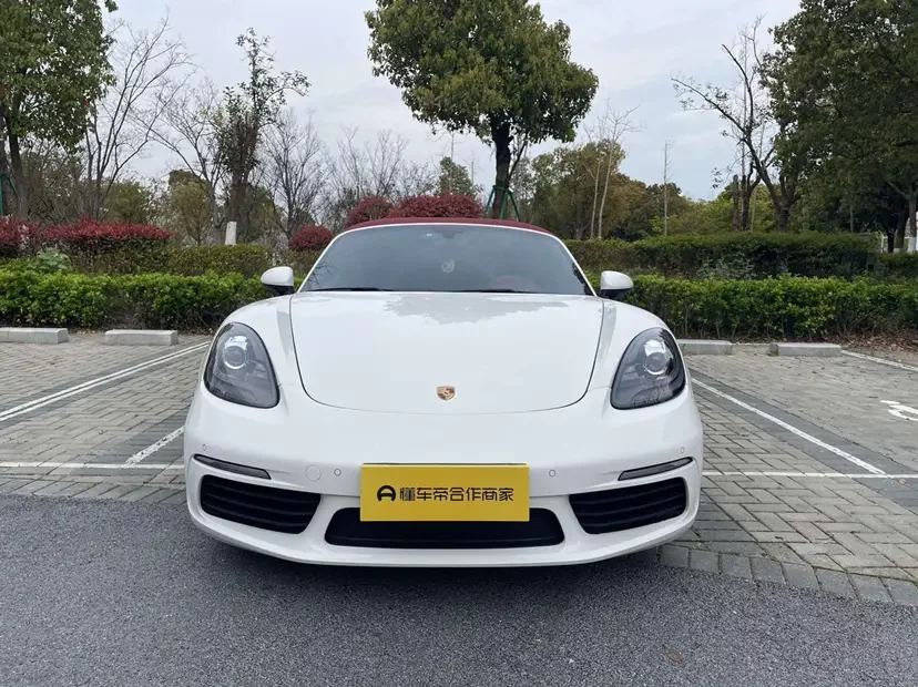 Porsche 718  из Китая