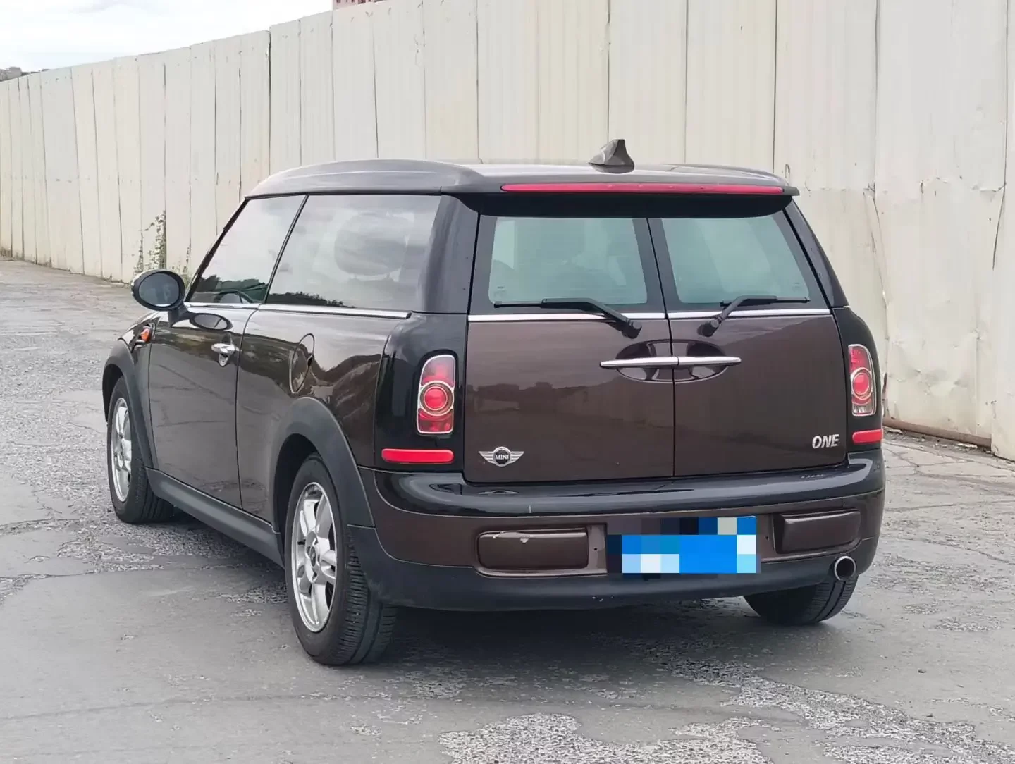 MINI CLUBMAN
