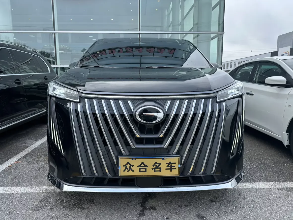 GAC Trumpchi M8  из Китая