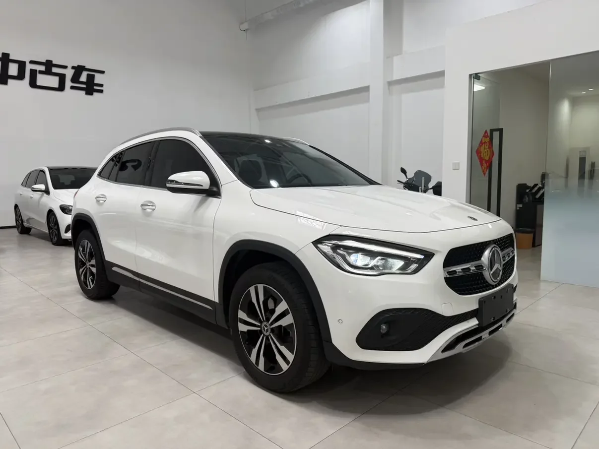 Mercedes-Benz GLA
