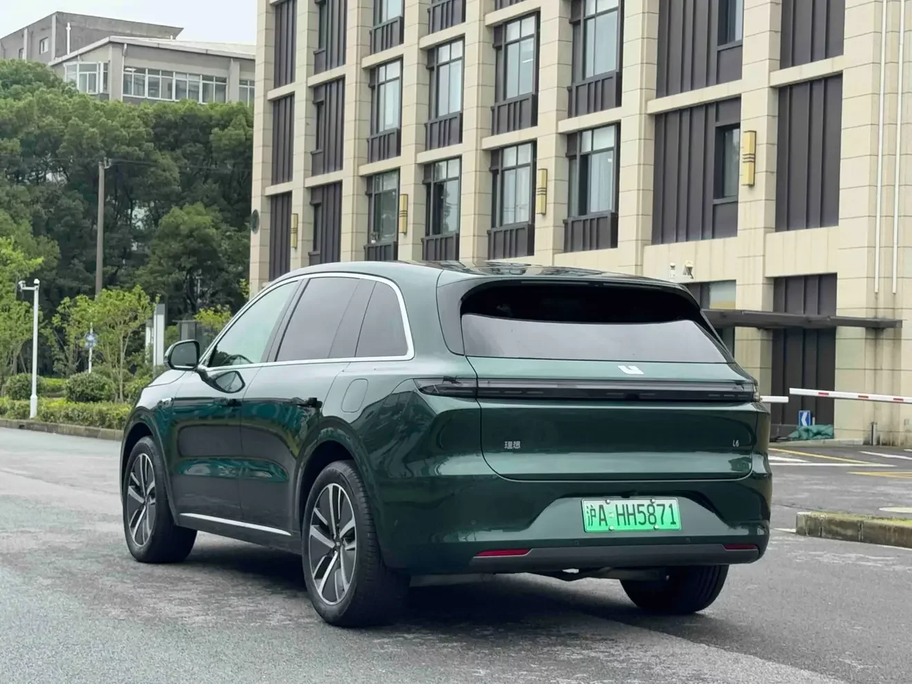 Lixiang L6