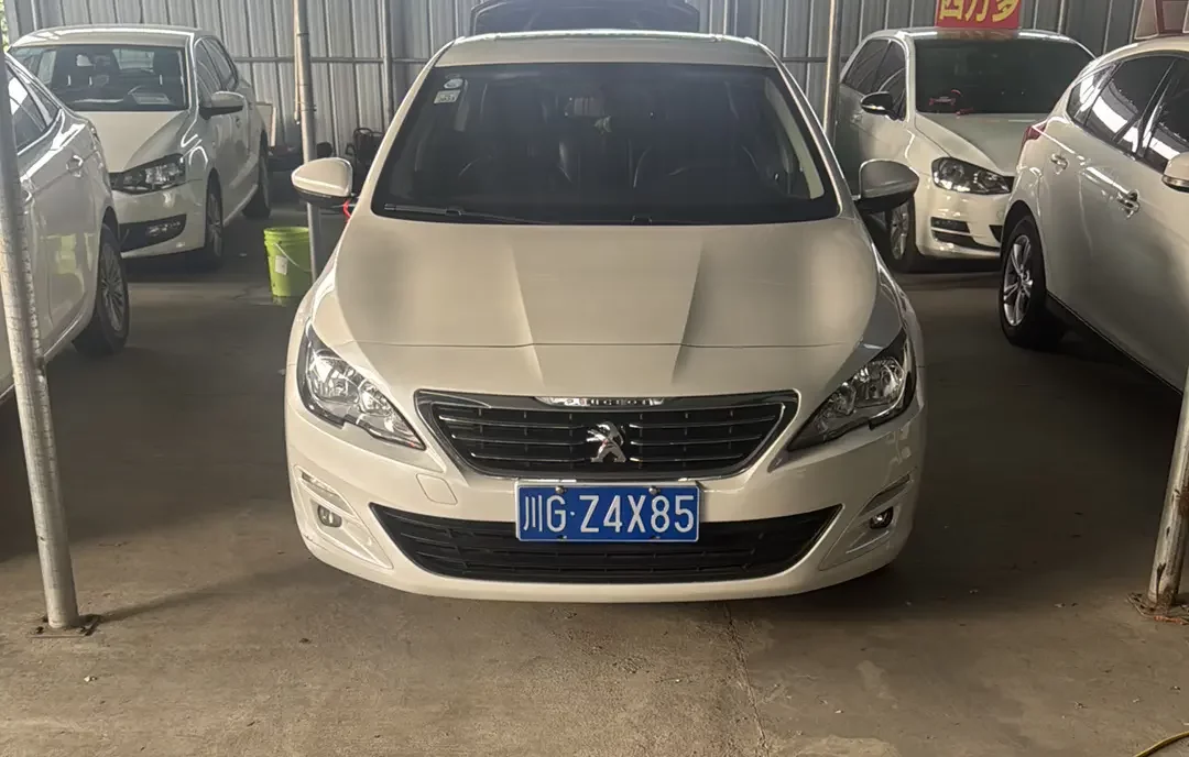 Peugeot 408