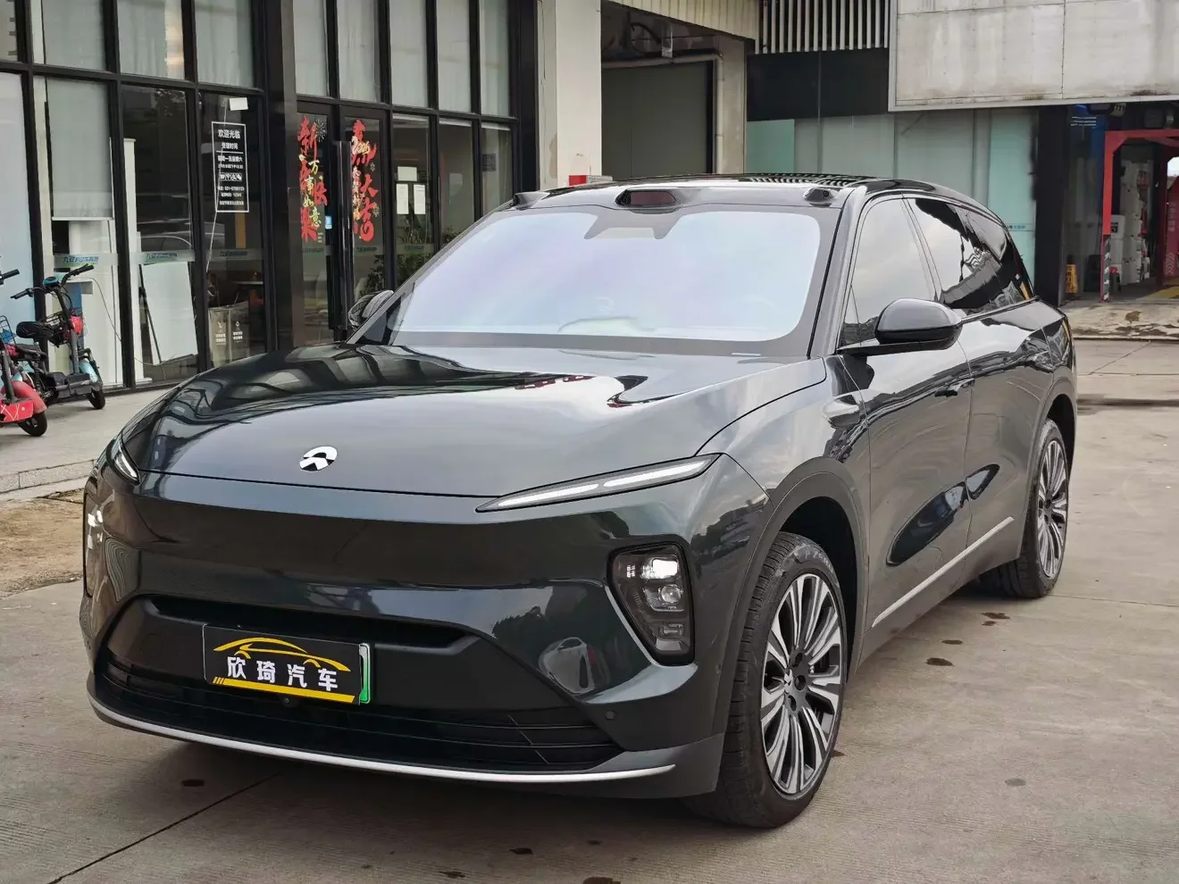 NIO ES8  из Китая