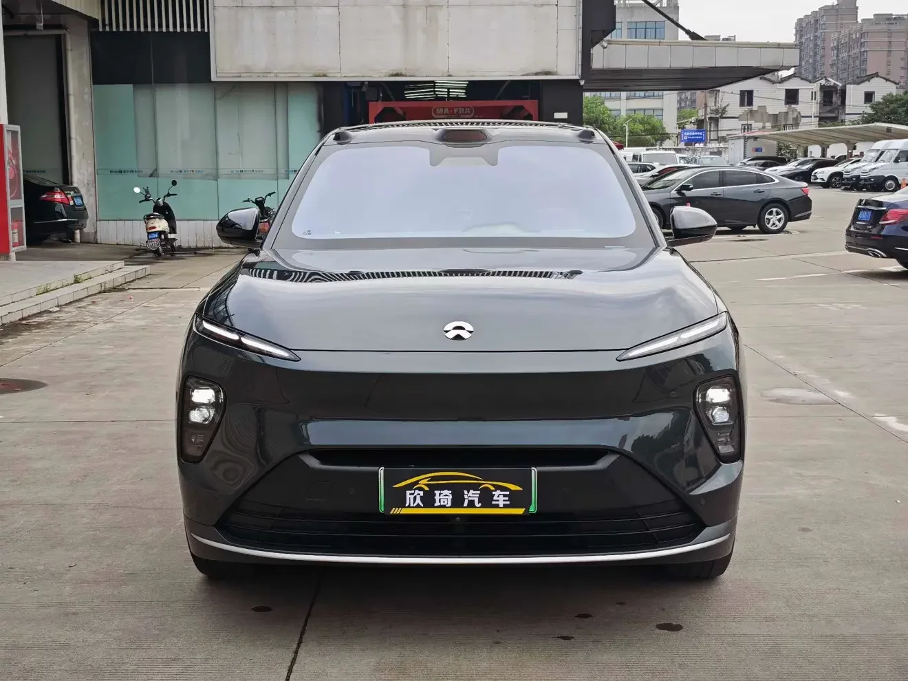 NIO ES8  из Китая