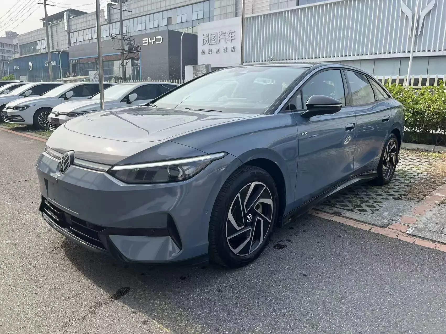 Volkswagen ID.7 VIZZION  из Китая