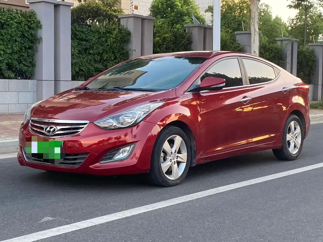 Hyundai Elantra