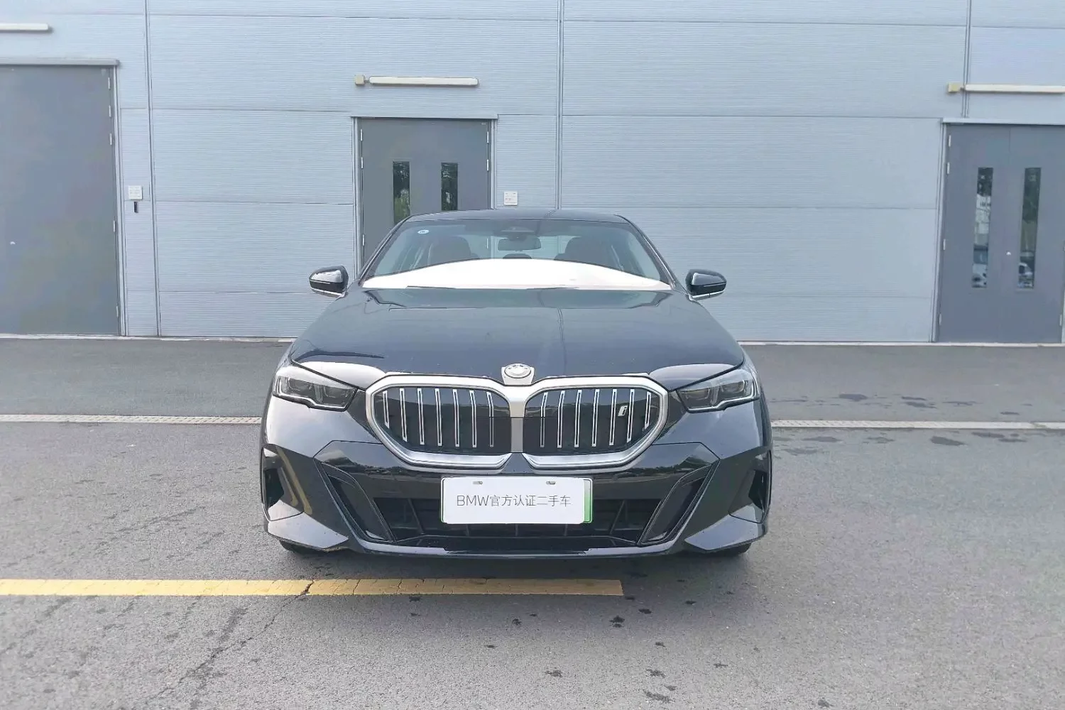 BMW i5