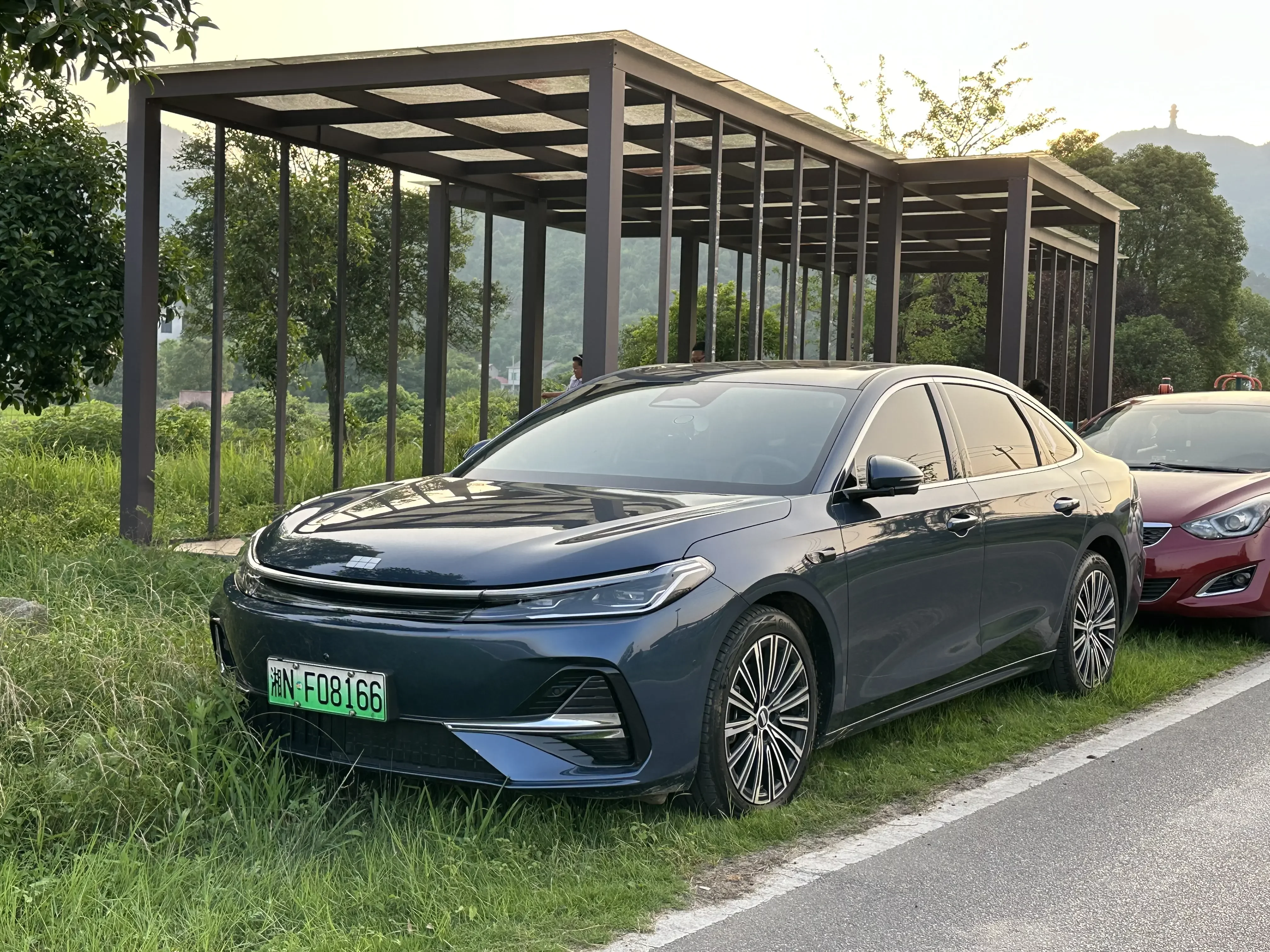 Geely Galaxy A7 EM
