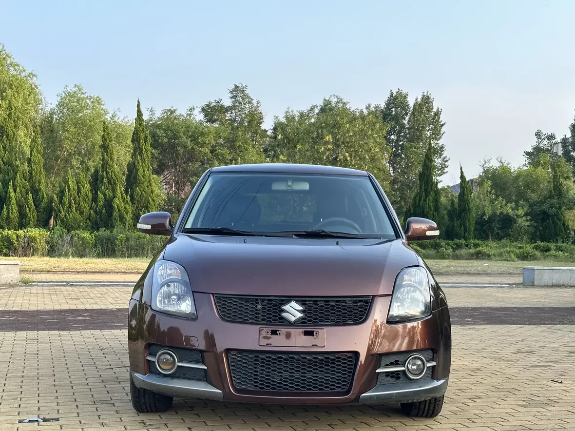 Suzuki Swift  из Китая