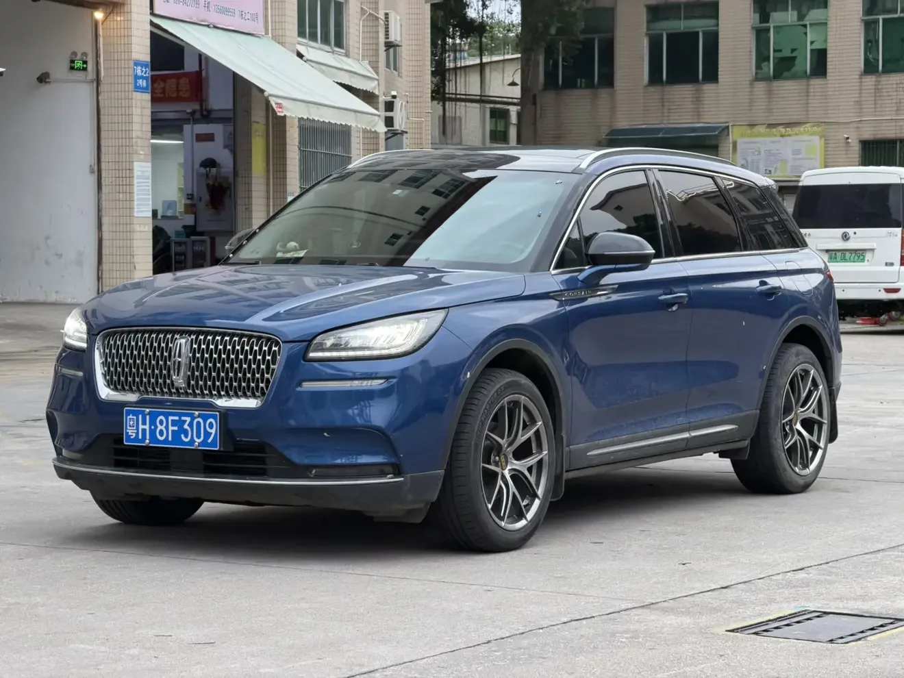 Lincoln adventurer
