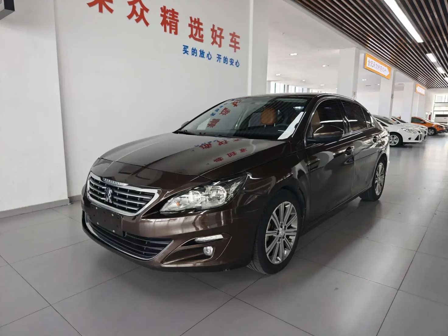 Peugeot 408