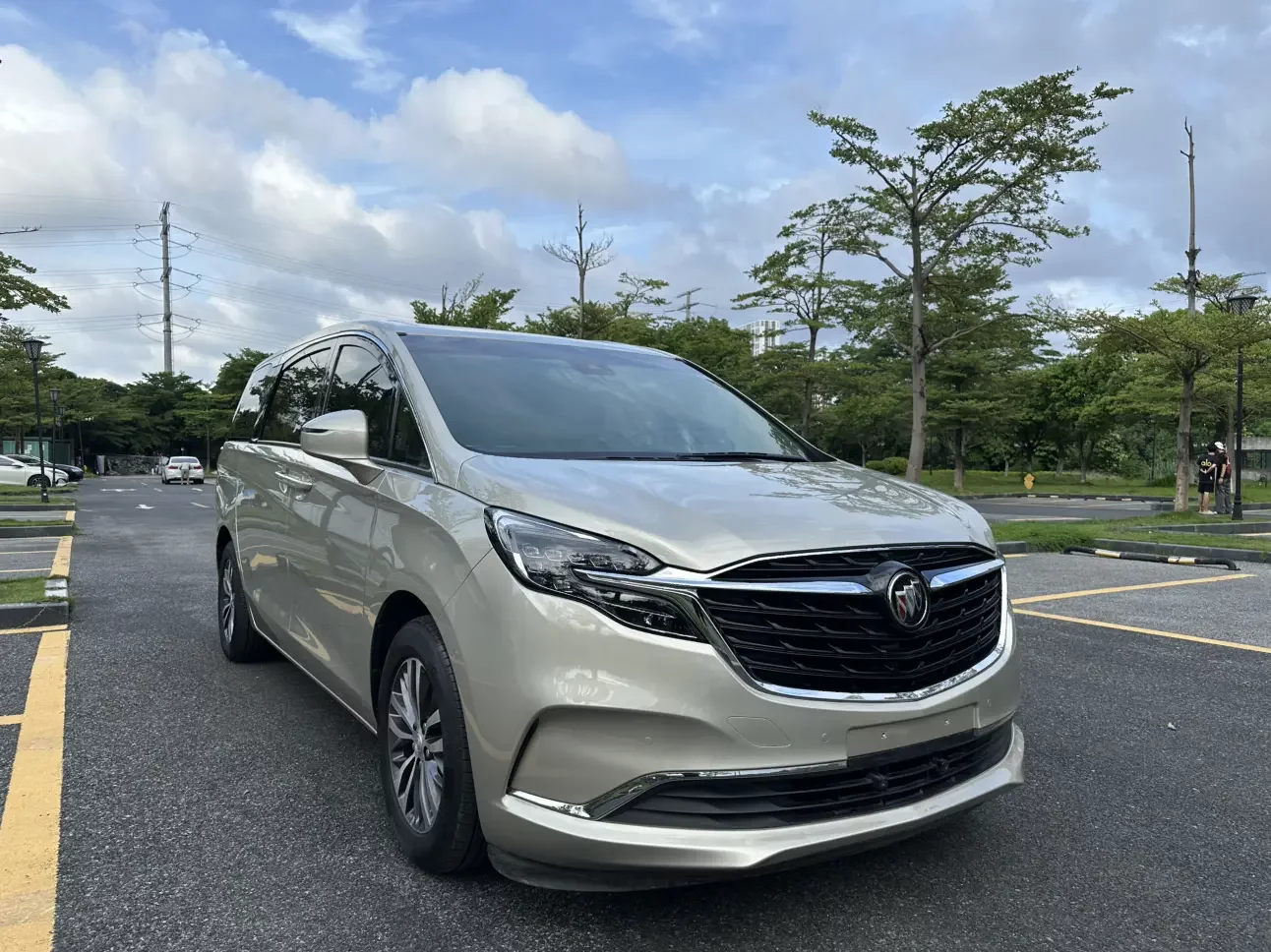Buick GL8