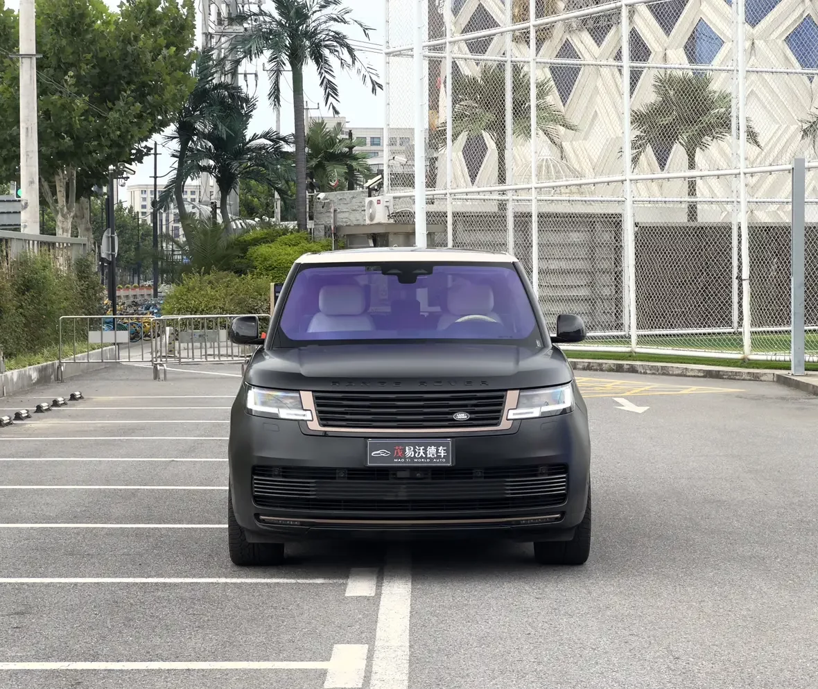 Land Rover range rover