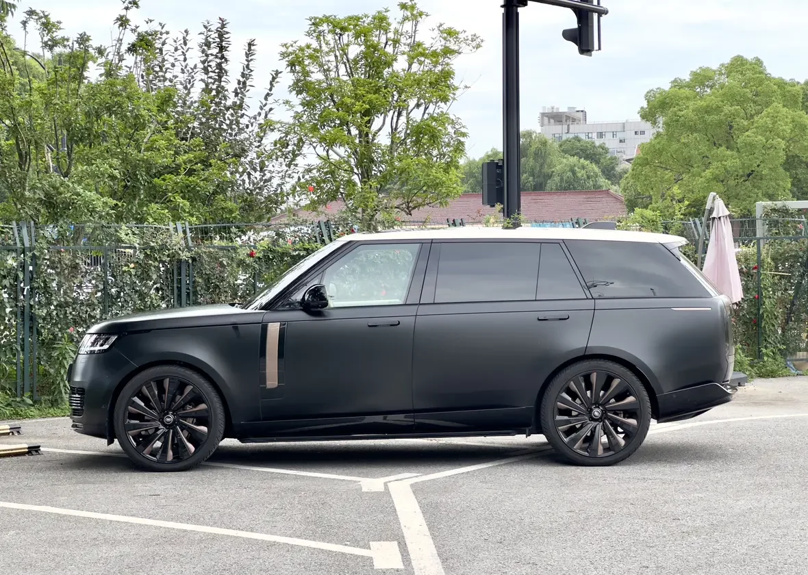 Land Rover range rover