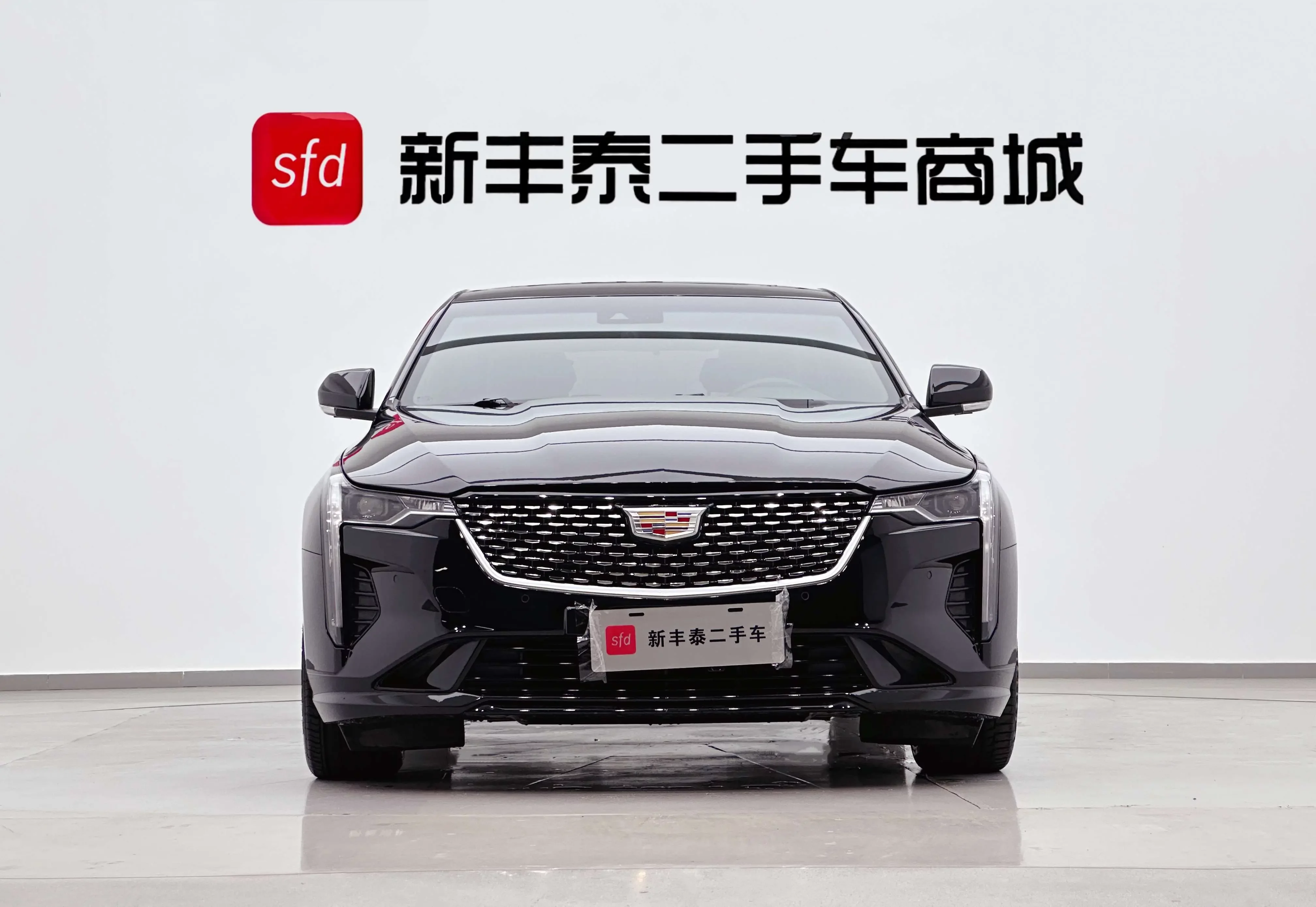Cadillac CT4  из Китая