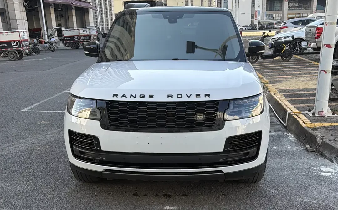 Land Rover range rover