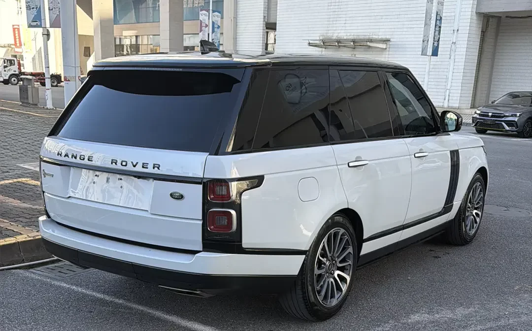 Land Rover range rover