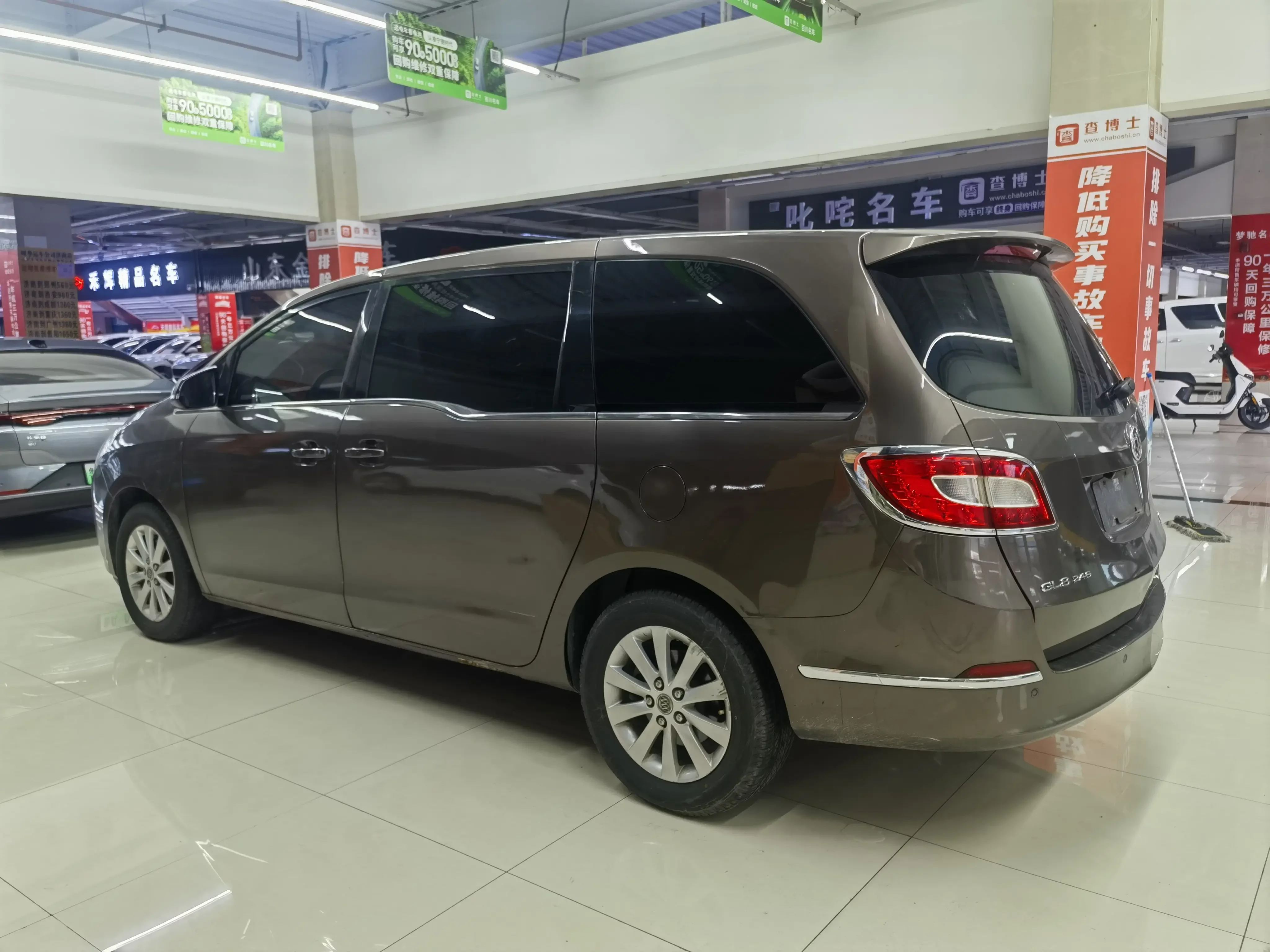 Buick GL8