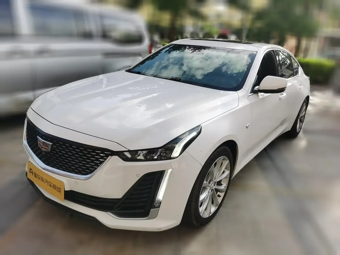 Cadillac CT5  из Китая