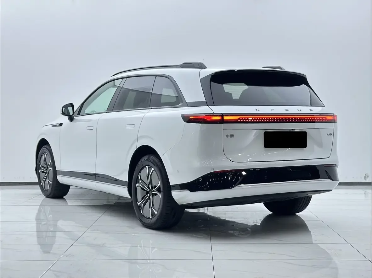 Xpeng G9