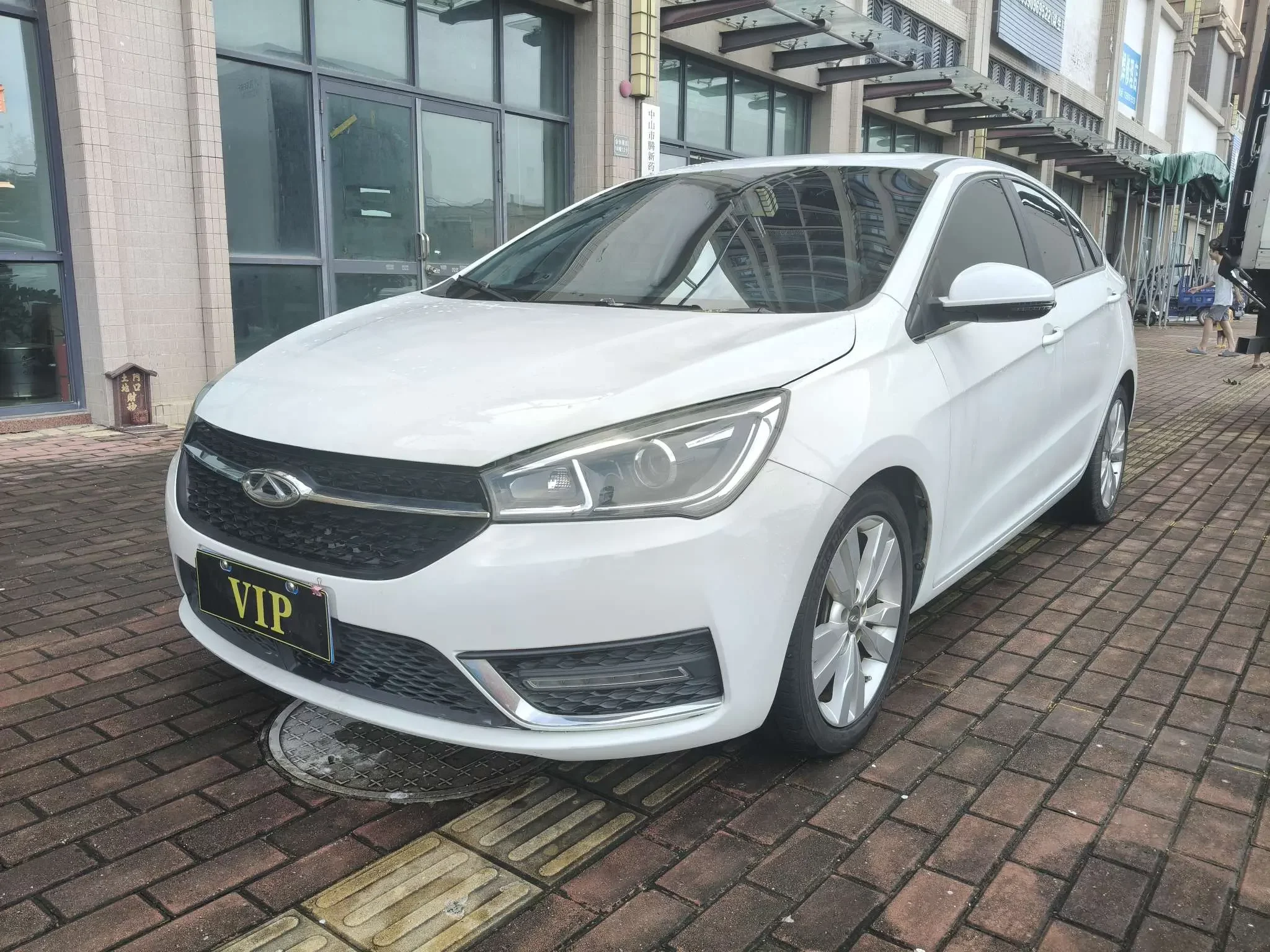 Chery Arrizo 5