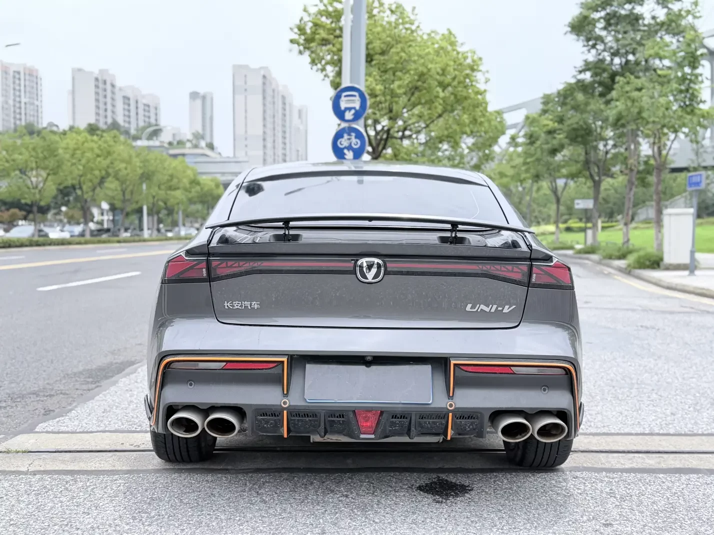 Changan UNI-V