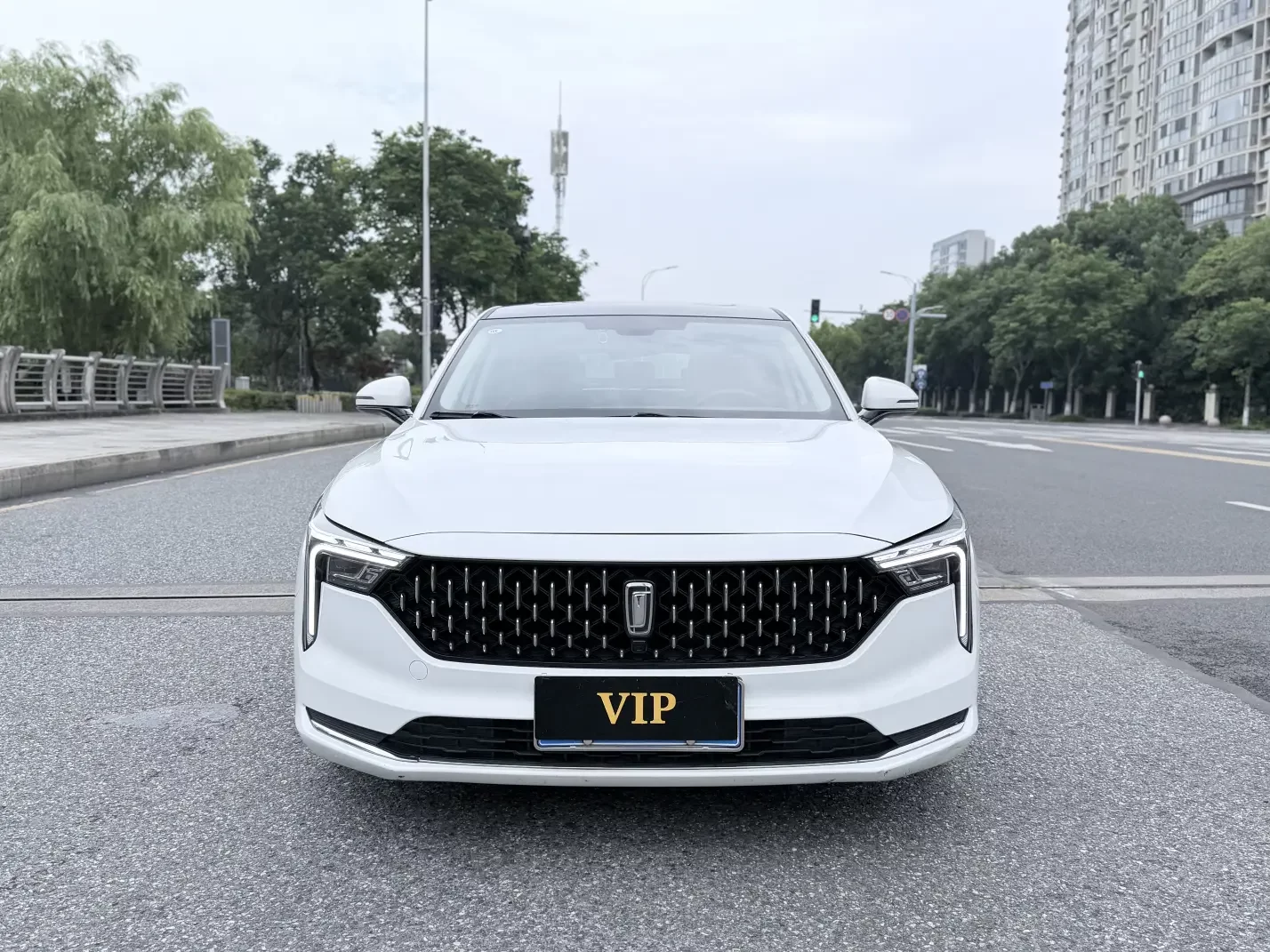 FAW Bestune B70 (Besturn B70)  из Китая