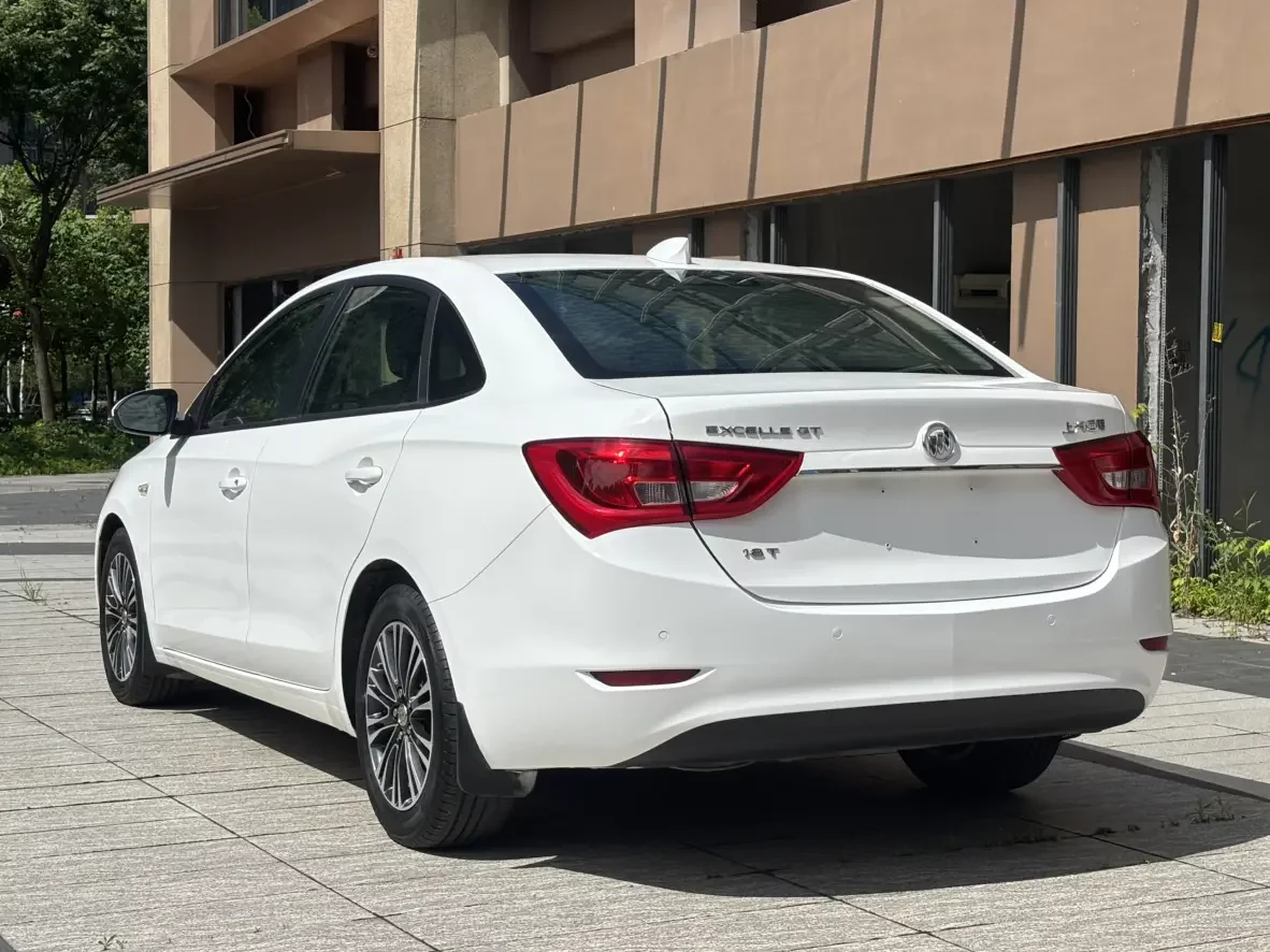 Buick Yinglang