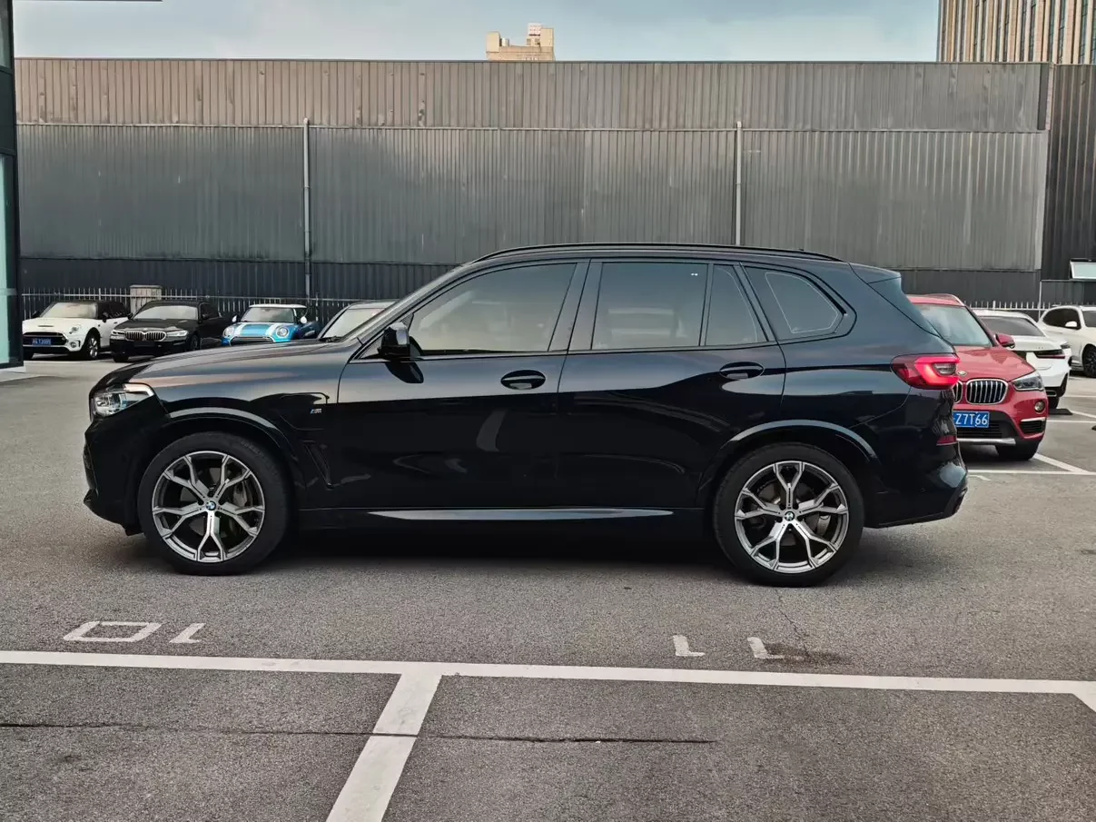 BMW X5 PHEV  из Китая