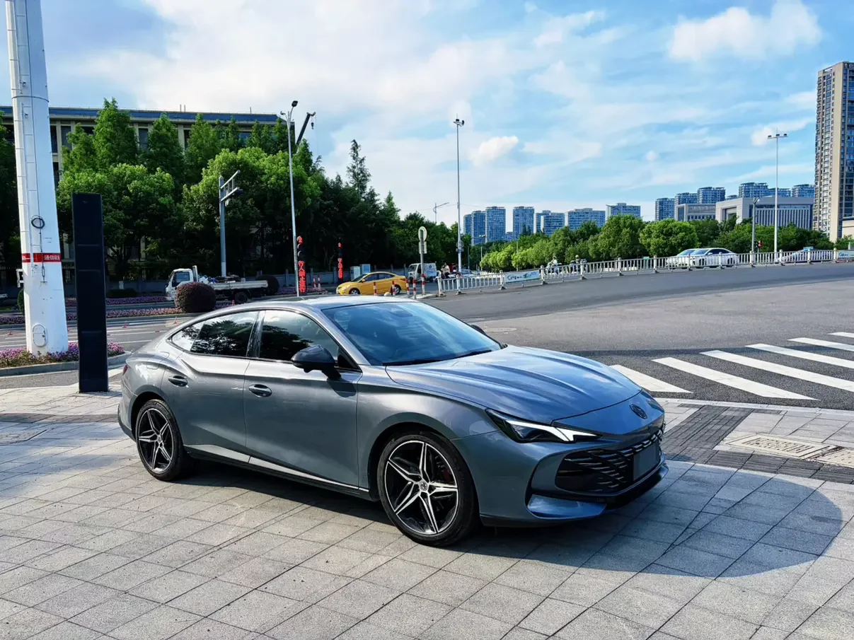 MG 7