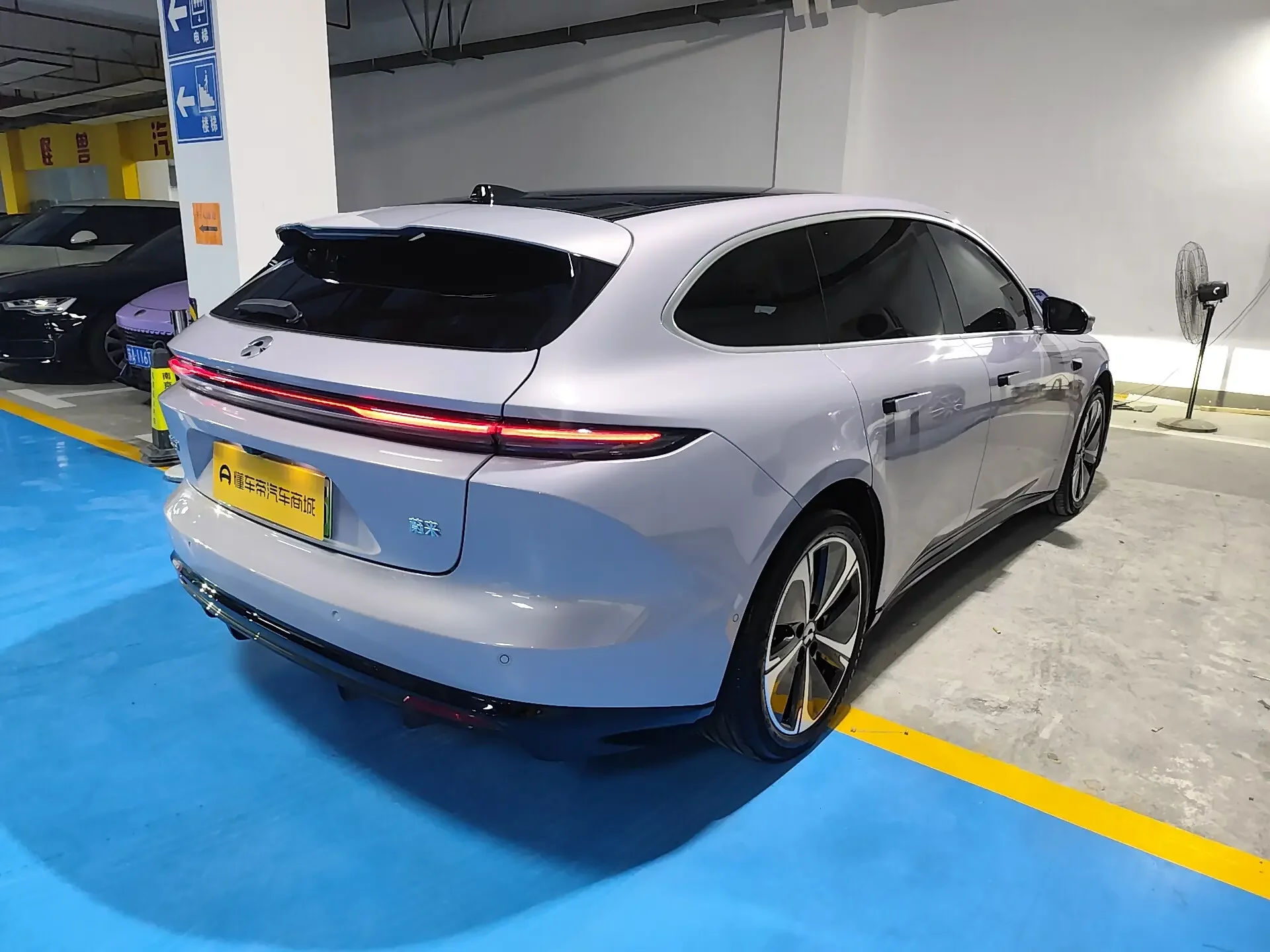 NIO ET5T