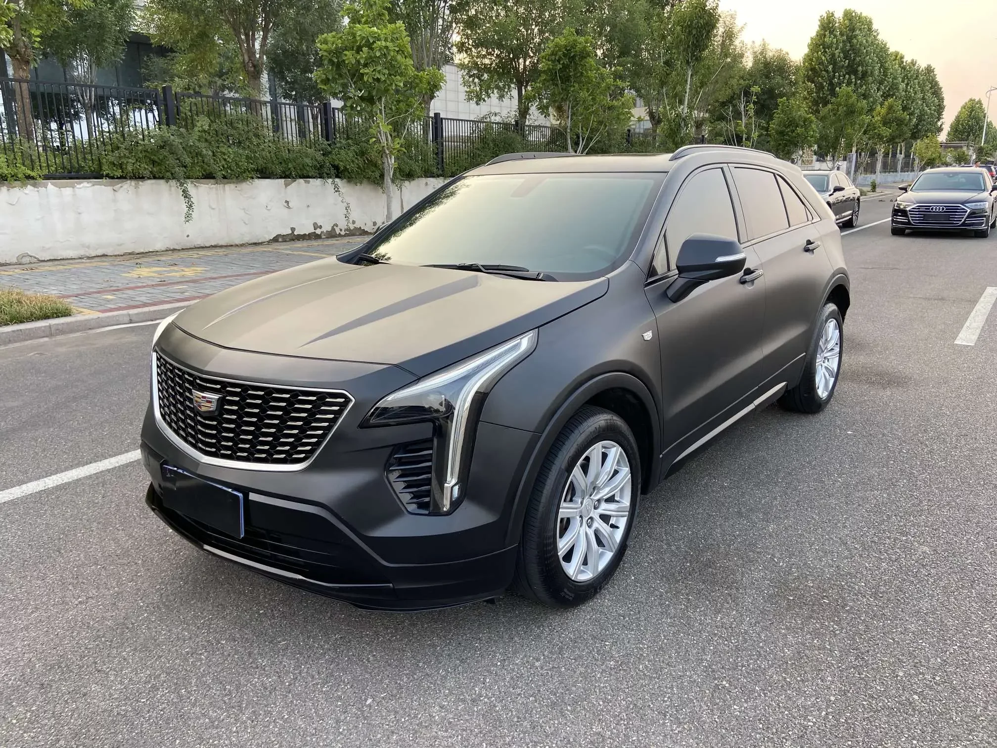 Cadillac XT4  из Китая