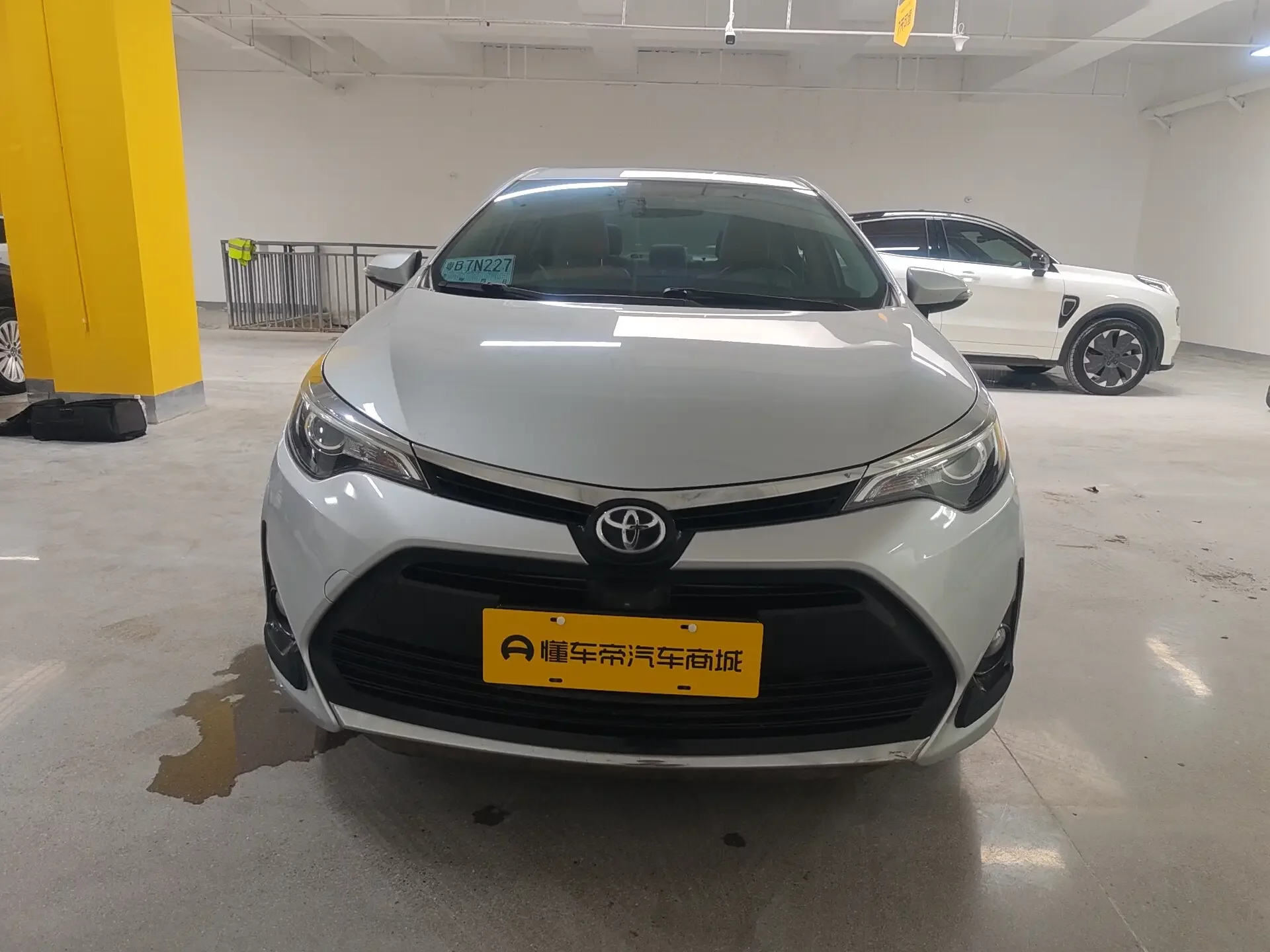 Toyota Levin (Lei Ling)  из Китая