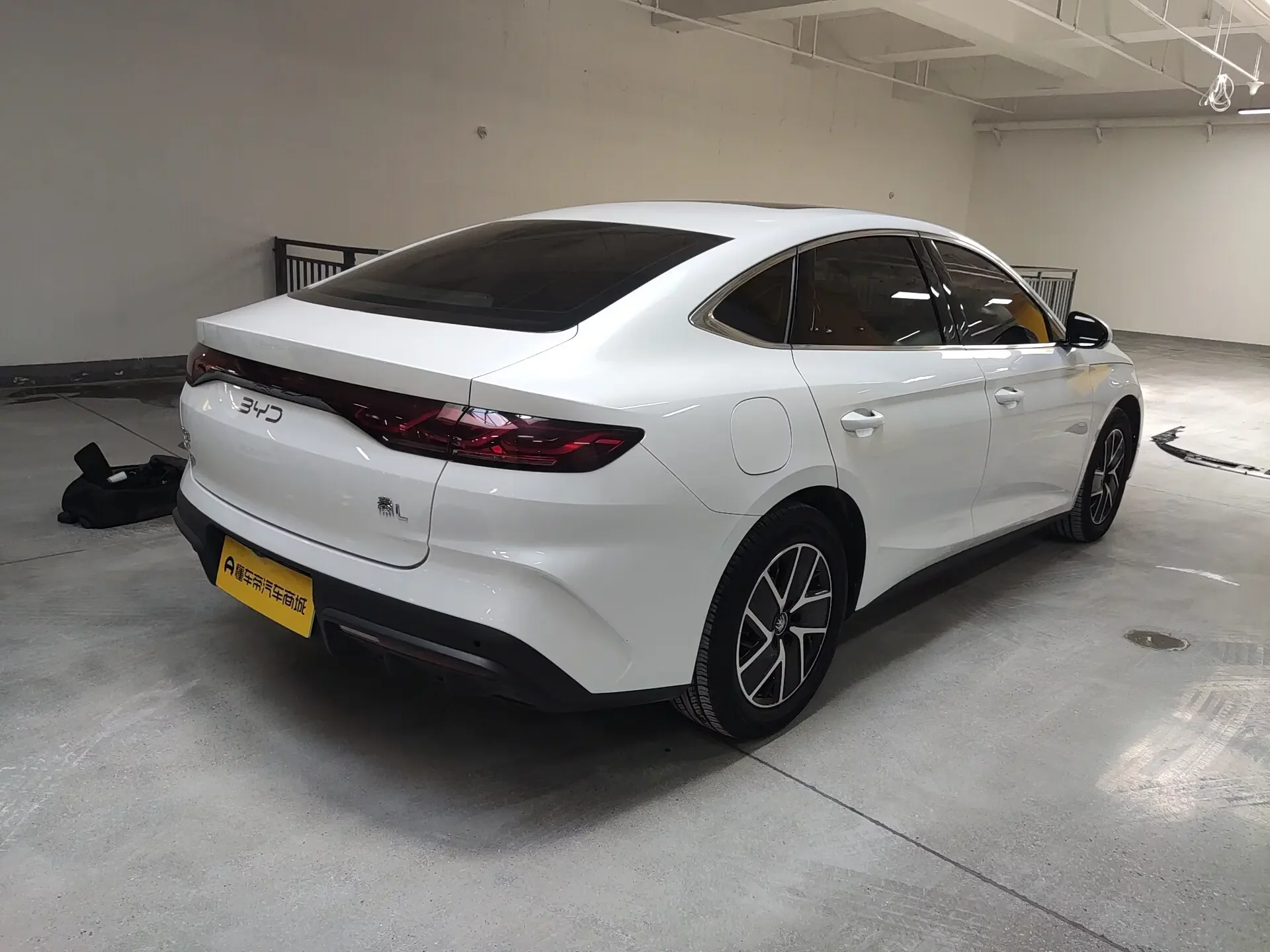BYD Qin L DM
