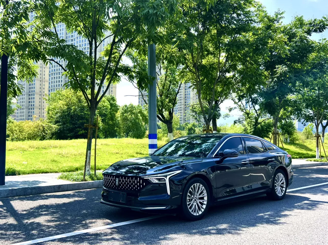 FAW Bestune B70 (Besturn B70)  из Китая